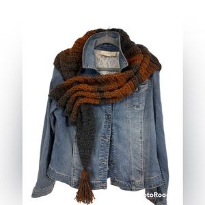 HAND CRAFTED Keyhole Scarf from DeeSKiDoesIt